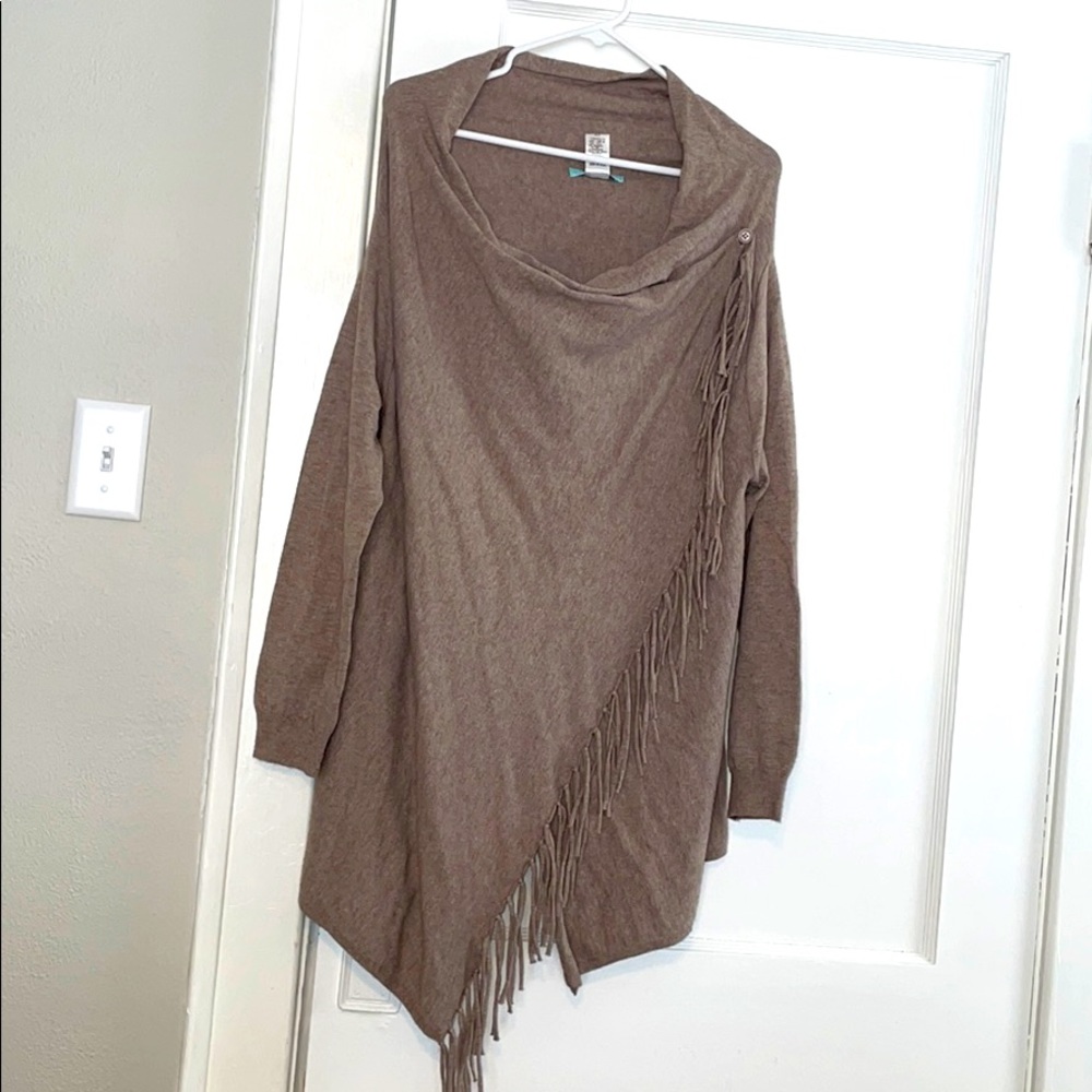 Fringe wrap sweater